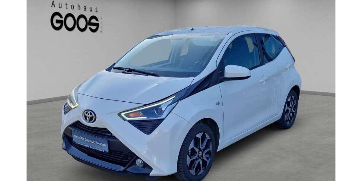 Toyota Aygo 29.915 km 11.490 &euro; Nürtingen 72622