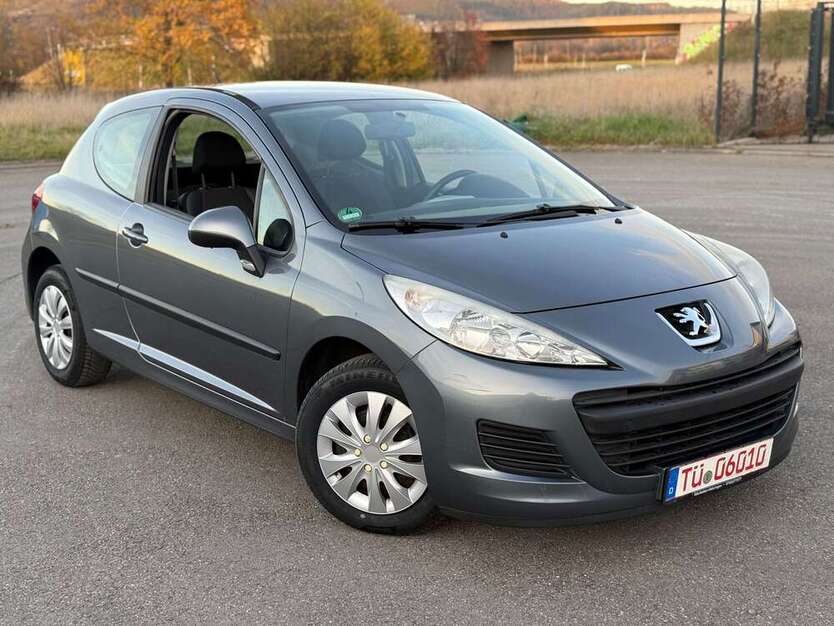 Peugeot 207 122.000 km 3.299 € Tübingen 72072