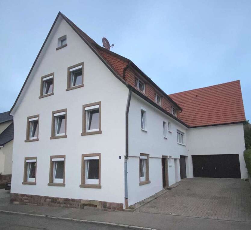 Haus zum Kaufen in Niefern-Öschelbronn 588.888 € 214.27 m²