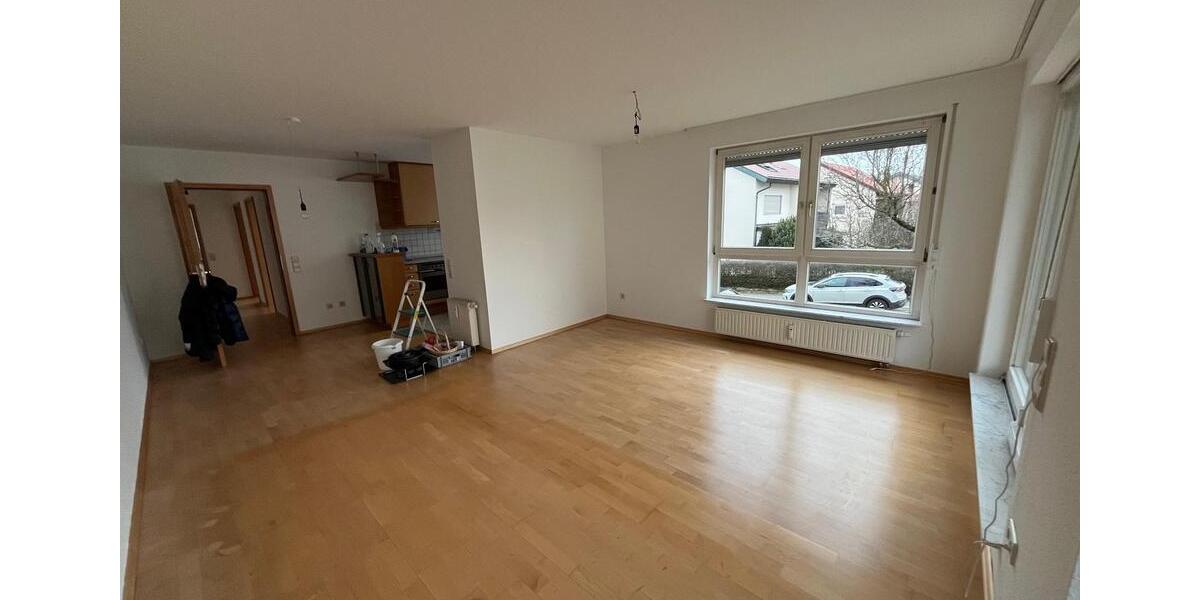 Etagenwohnung Gerlingen - 3.5 Zimmer, 72 m&sup2;, 1.080&euro; | Angebot:25842263