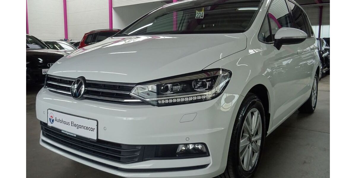 VW Touran 92.062 km 25.549 &euro; Holzgerlingen bei Stuttgart 71088