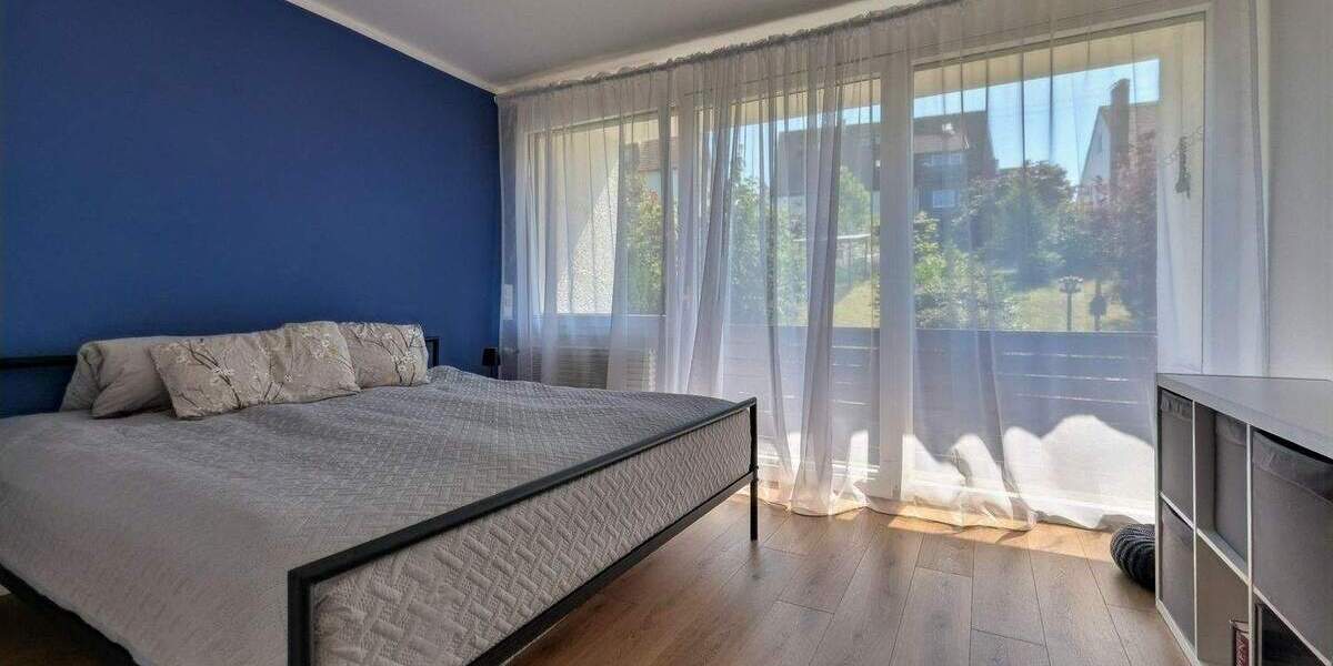 Familienhaus mit Gartenparadies und Einlieger-Option 7 zimmer