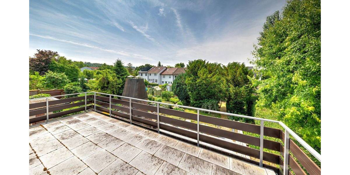 Großzügiges Eckhaus mit viel Platz, Garten und Potenzial 6 zimmer