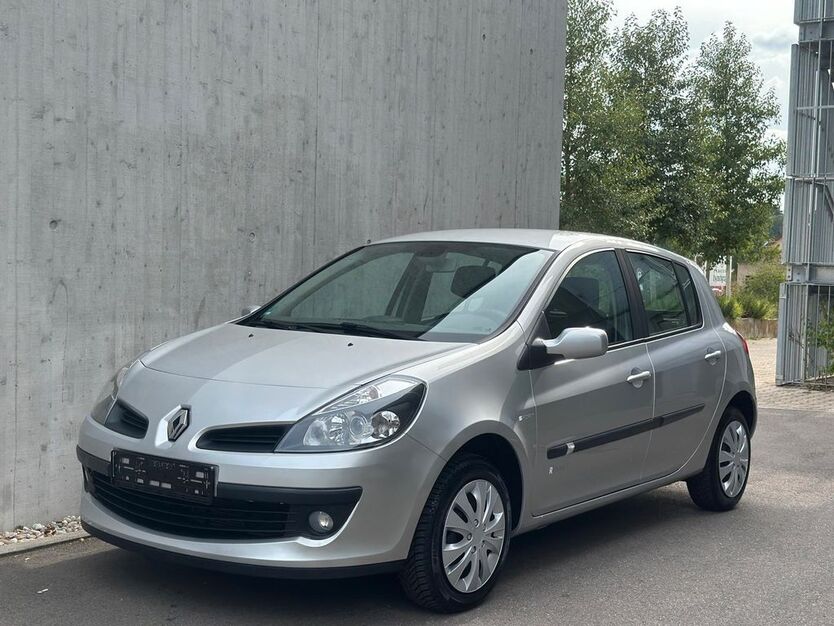 Renault Clio 60.000 km 3.490 € Leinfelden-Echterdingen (Musberg) 70771