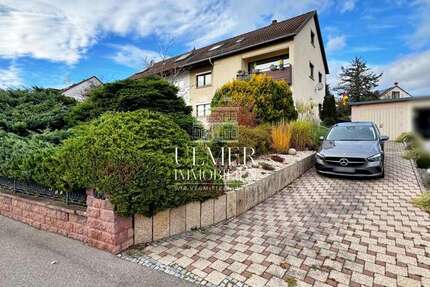 Haus zum Kaufen in Böblingen 769.000 € 154 m² 8 zimmer