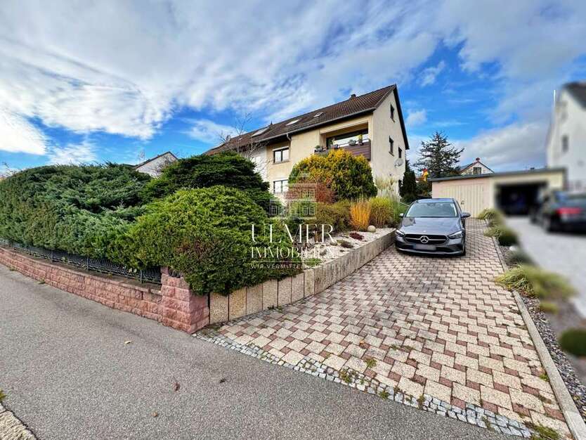 Haus zum Kaufen in Böblingen 769.000 € 154 m² 8 zimmer