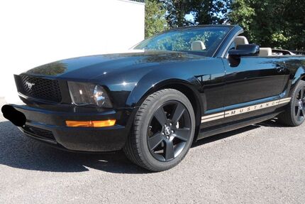 Ford Mustang 128.000 km 10.900 &euro; Pliezhausen 72124