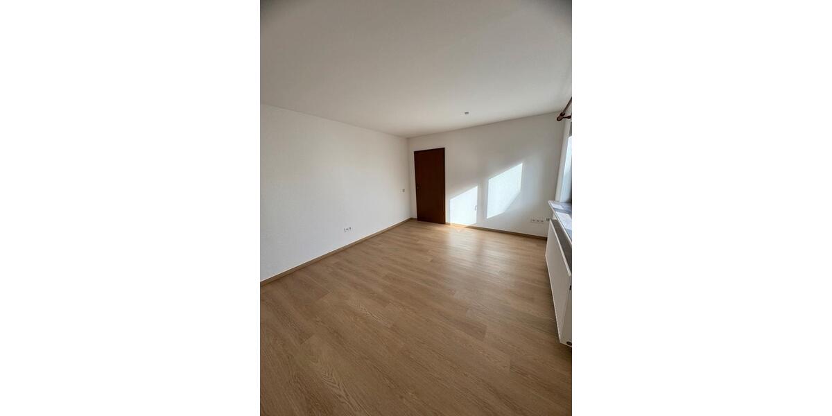 Etagenwohnung Calw - 3 Zimmer, 88 m&sup2;, 1.208&euro; | Angebot:26302572