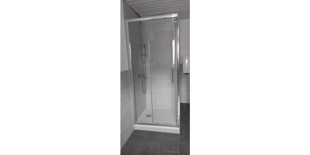 Doppelhaushälfte Reutlingen Altenburg - 10 Zimmer, 186 m&sup2;, 390.000&euro; | Angebot:25793132