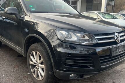 VW Touareg 191.000 km 10.950 € Tübingen 72074
