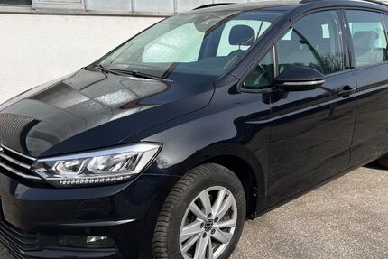 VW Touran 77.500 km 24.990 &euro; Mönsheim 71297