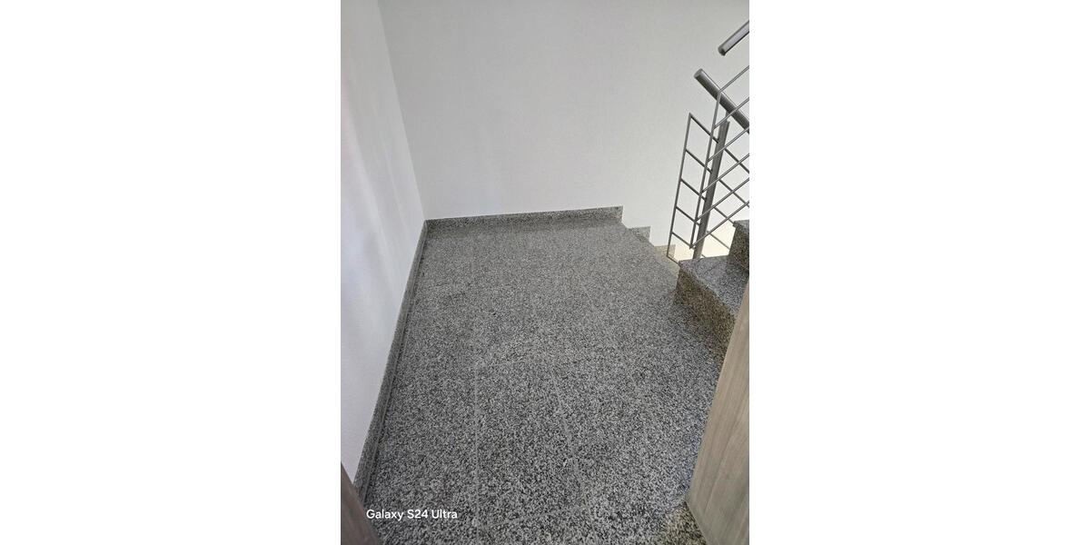 Etagenwohnung Gärtringen - 3.5 Zimmer, 100 m&sup2;, 1.500&euro; | Angebot:25432110
