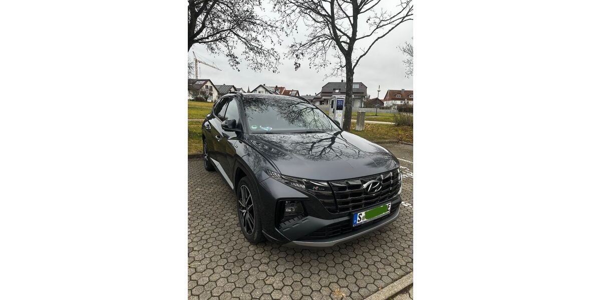 Hyundai TUCSON 57.000 km 30.600 &euro; Neustetten 72149