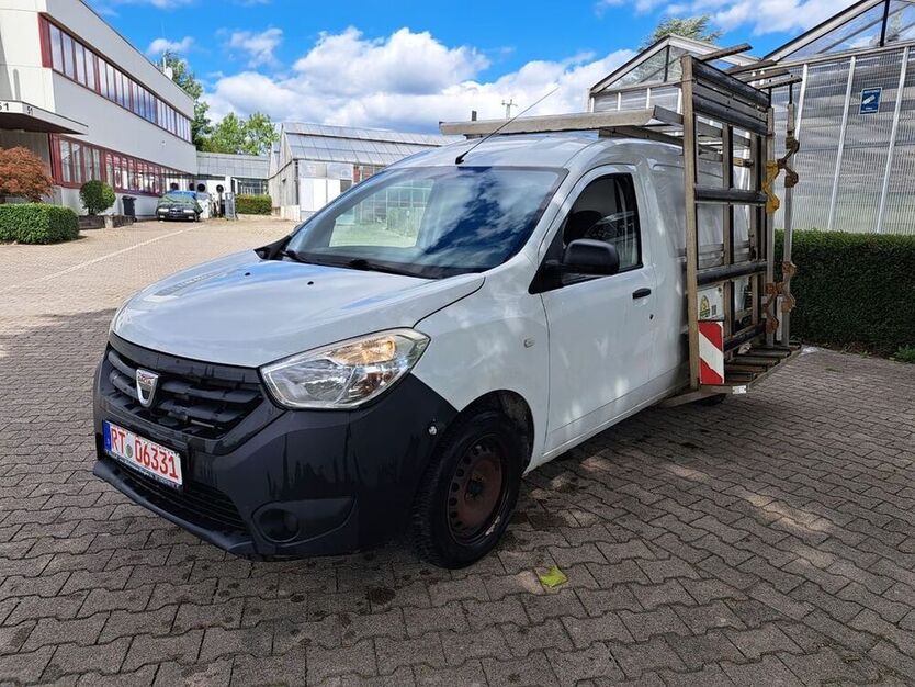 Dokker