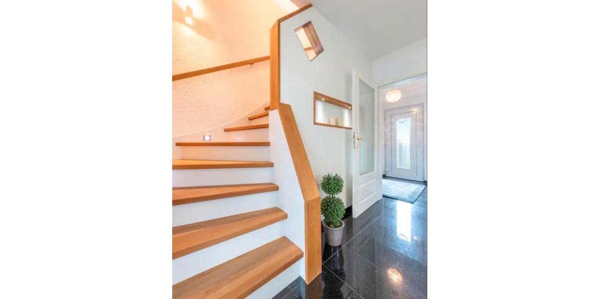 Reihenhaus Leonberg - 5 Zimmer, 132 m&sup2;, 698.000&euro; | Angebot:26817409