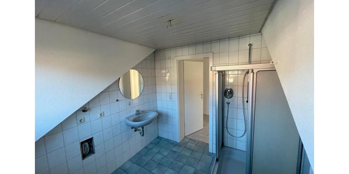 Etagenwohnung Rottenburg am Neckar - 3 Zimmer, 70 m&sup2;, 820&euro; | Angebot:24831877