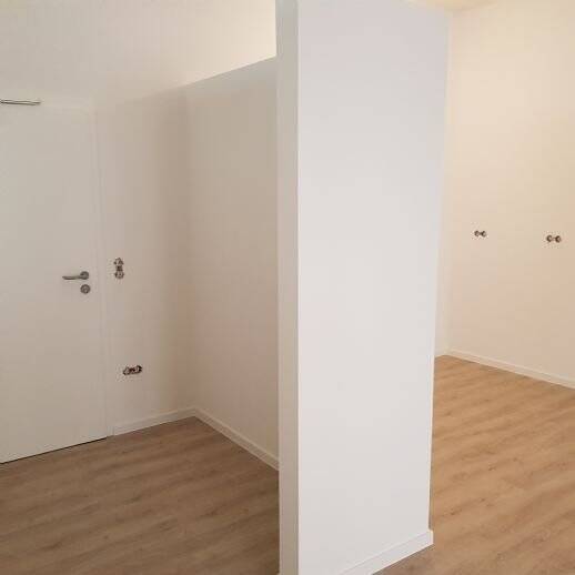 Etagenwohnung Vaihingen an der Enz - 3 Zimmer, 114 m&sup2;, 1.200&euro; | Angebot:25385696