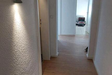 Wohnung Gerlingen - 3 Zimmer, 77 m&sup2;, 1.475&euro; | Angebot:25641336