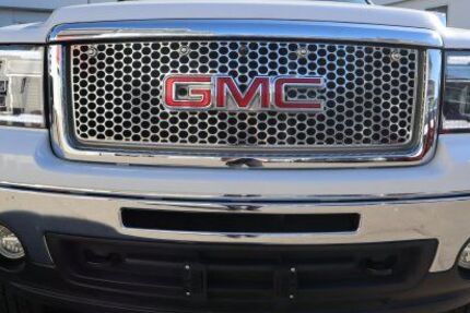 GMC Sierra 157.336 km 28.890 € Metzingen(NH) 72555