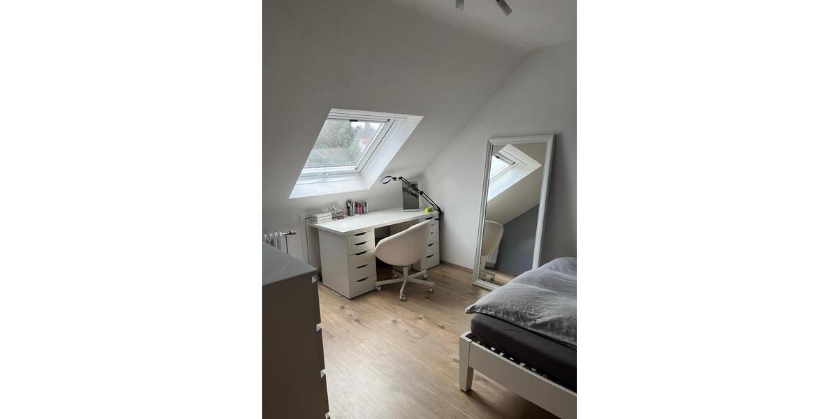 Reihenhaus Schömberg - 7 Zimmer, 160 m&sup2;, 535.000&euro; | Angebot:24661123