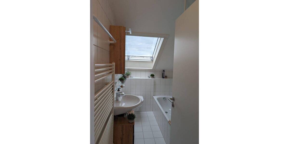 Etagenwohnung STUTTGART Sillenbuch - 3 Zimmer, 74 m&sup2;, 1.310&euro; | Angebot:26834107