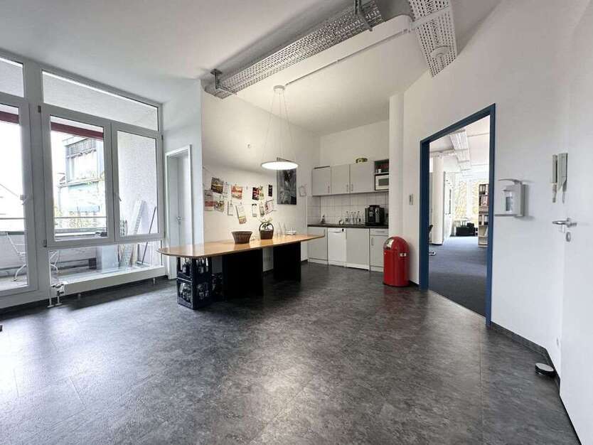 Büro in Waiblingen 1.850 € 180 m²