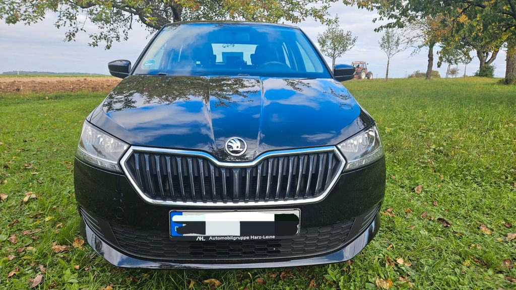 Skoda Fabia 112.864 km 7.900 &euro; Fellbach 70734