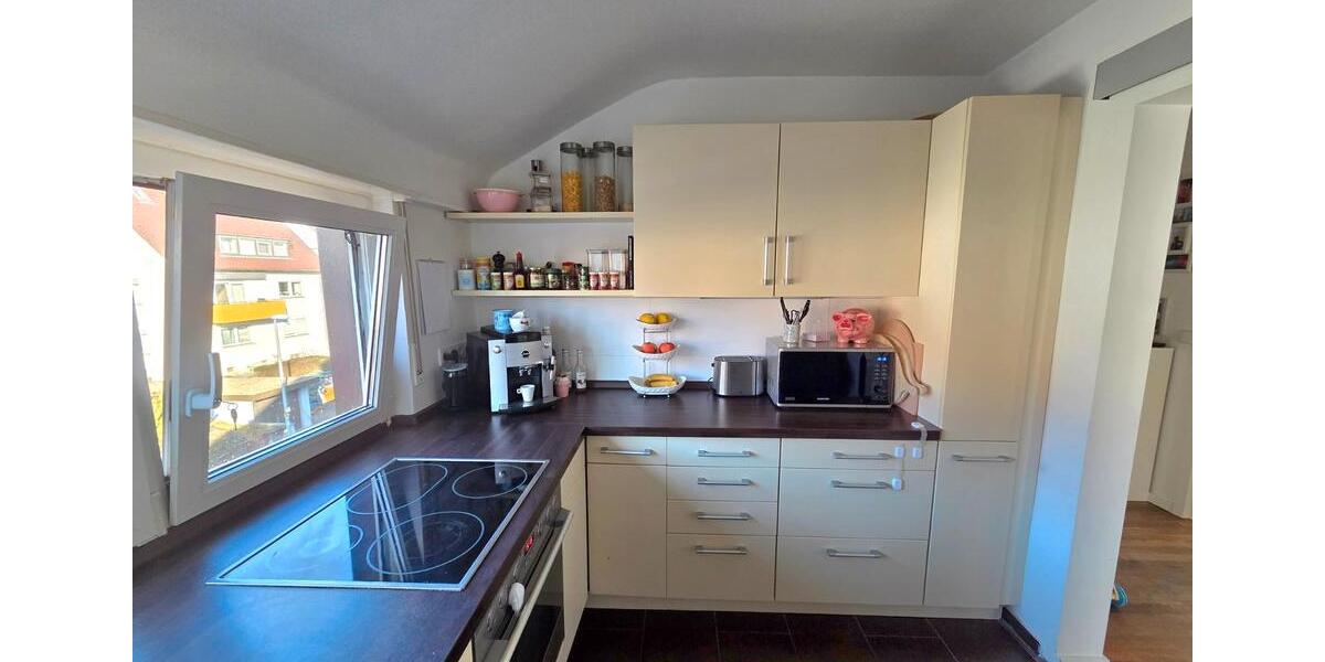 Dachgeschoßwohnung Stuttgart Neuwirtshaus - 3.5 Zimmer, 86 m&sup2;, 399.000&euro; | Angebot:26052030