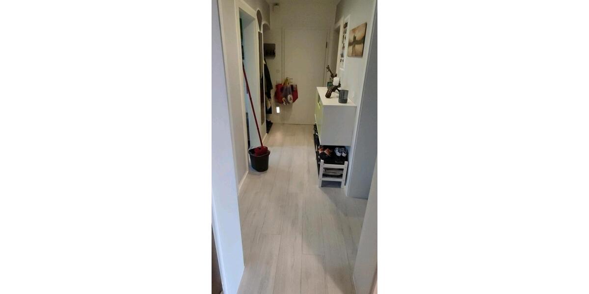 Etagenwohnung Remseck am Neckar - 3.5 Zimmer, 83 m&sup2;, 350.000&euro; | Angebot:24816043