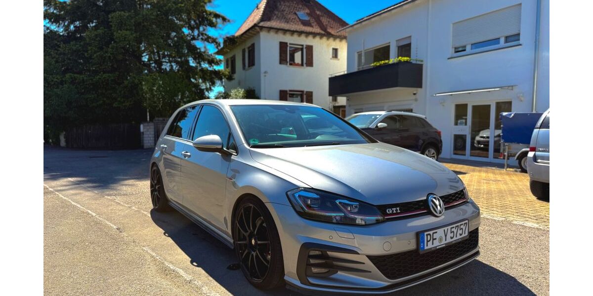 VW Golf 102.000 km 18.000 &euro; Wiernsheim 75446