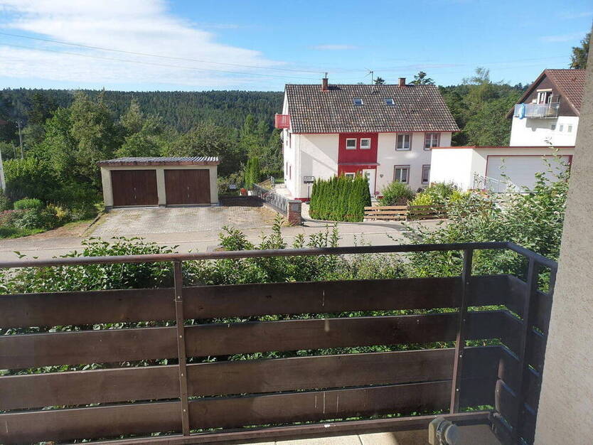 Einladende 2-Zimmer-Wohnung in Aussichtslage