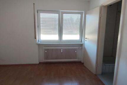Wohnung Ludwigsburg Eglosheim - 2 Zimmer, 44 m&sup2;, 142.000&euro; | Angebot:24780501