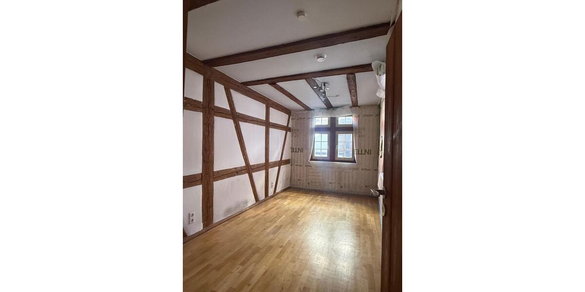 Etagenwohnung Markgröningen - 3 Zimmer, 105 m&sup2;, 1.150&euro; | Angebot:26004487