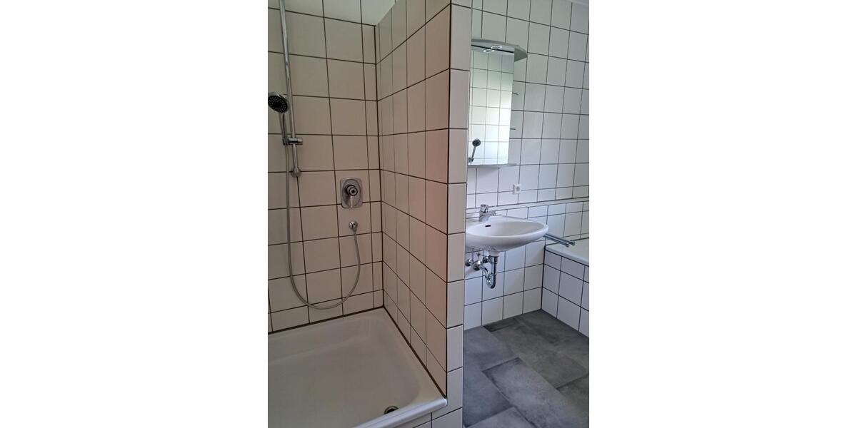 Etagenwohnung Esslingen am Neckar Hegensberg - 2.5 Zimmer, 68 m&sup2;, 870&euro; | Angebot:25287122