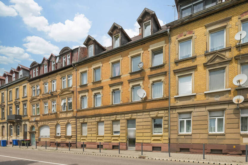 Charmantes und denkmalgeschütztes 5-Fam-Haus in Pforzheim mit Mietsteigerungspotenzial!