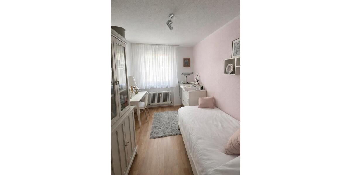 Etagenwohnung Reutlingen Altenburg - 3 Zimmer, 72 m&sup2;, 249.000&euro; | Angebot:26165660