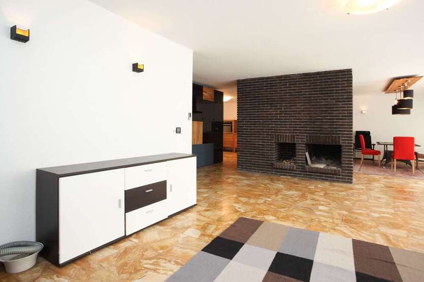 Haus zum Kaufen in Magstadt 690.000 € 200 m²