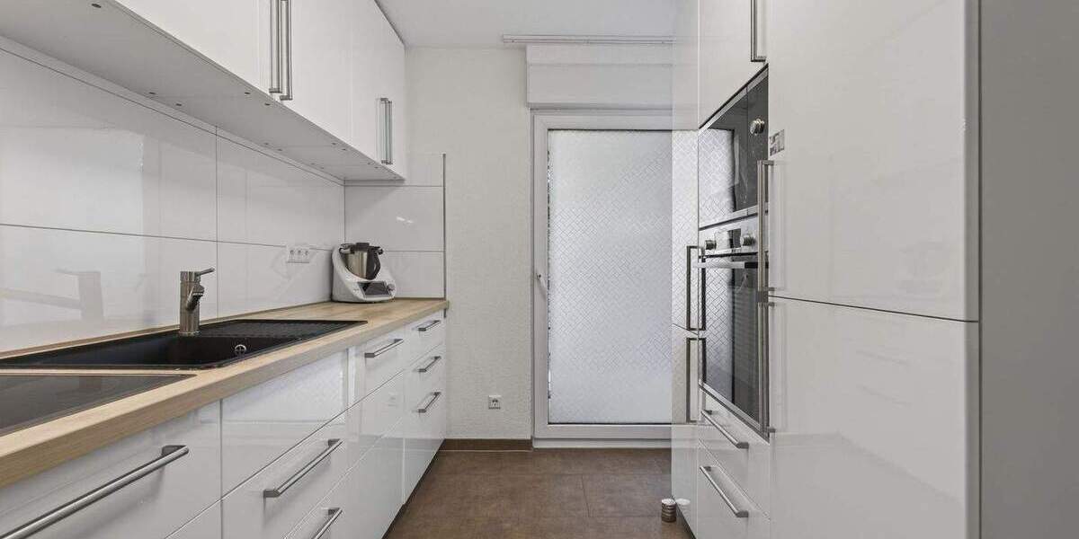 Mehrfamilienhaus, Wohnhaus Pforzheim Südoststadt - 8 Zimmer, 221 m&sup2;, 899.000&euro; | Angebot:25909413