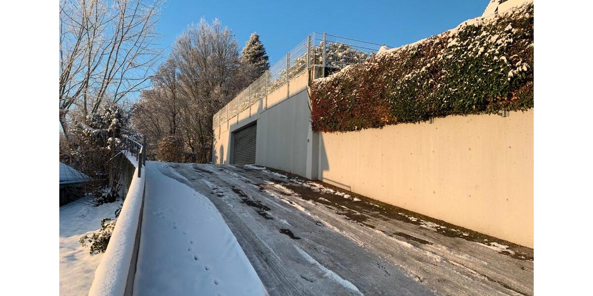 Etagenwohnung Esslingen am Neckar Hegensberg - 4 Zimmer, 90 m&sup2;, 1.300&euro; | Angebot:27595298