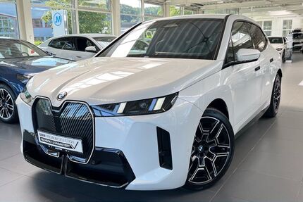 BMW iX 24.712 km 67.390 &euro; Tübingen 72072