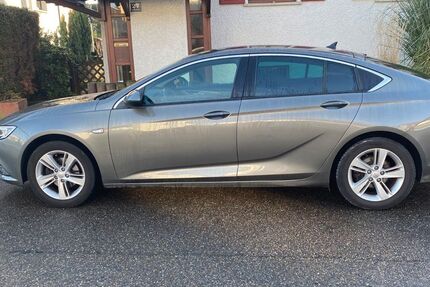 Opel Insignia 66.200 km 14.700 &euro; Fellbach 70736