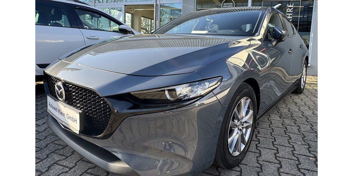 Mazda 3 100.405 km 18.460 &euro; Bietigheim-Bissingen 74321