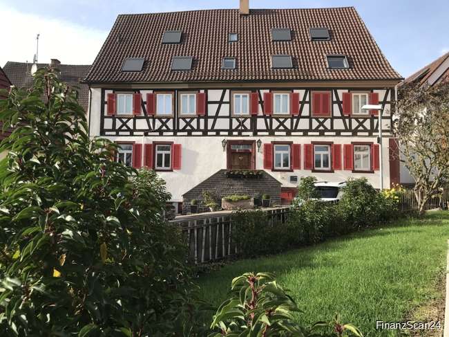 Gastronomie in Tiefenbronn 1.050.000 € 925 m²