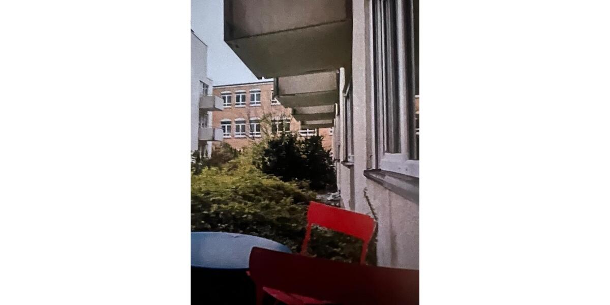 Hochparterre Stuttgart Stuttgart-West - 1 Zimmer, 26 m&sup2;, 920&euro; | Angebot:26238436