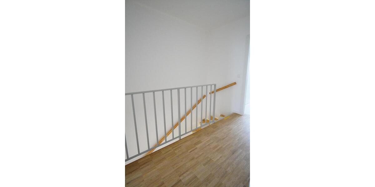 Reihenhaus Pforzheim Eutingen - 5 Zimmer, 132 m&sup2;, 1.499&euro; | Angebot:24747498