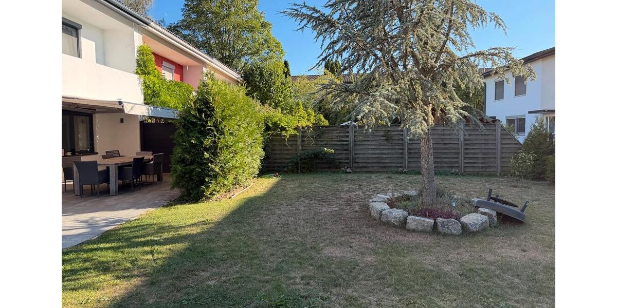 Reihenhaus Herrenberg - 5 Zimmer, 120 m&sup2;, 598.000&euro; | Angebot:27244491