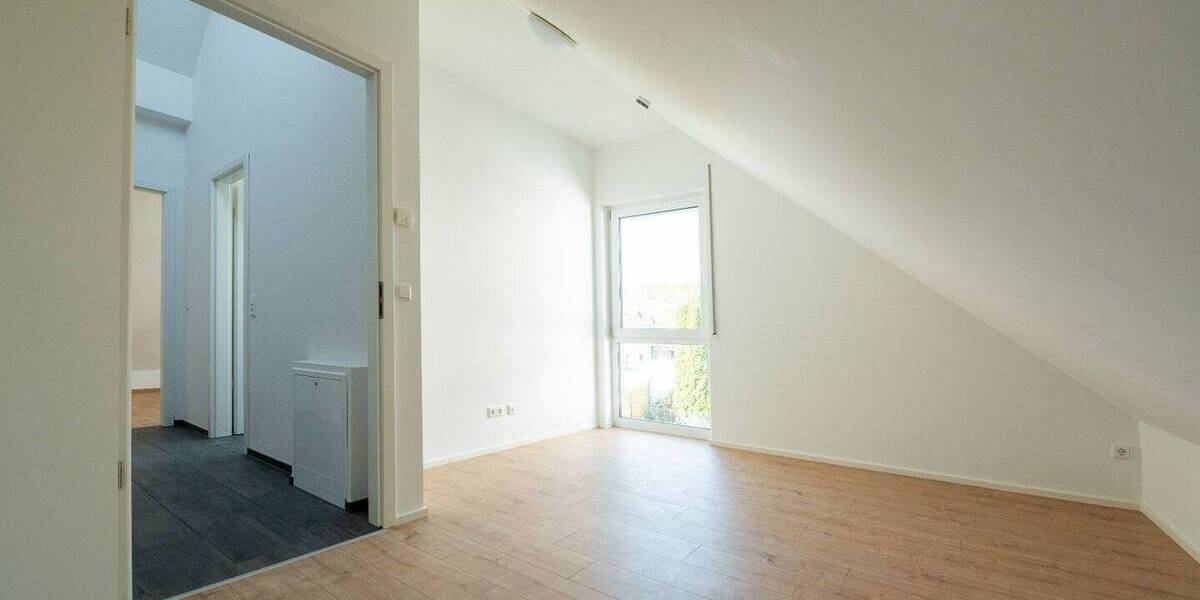 Doppelhaushälfte Gärtringen - 6 Zimmer, 165 m&sup2;, 780.000&euro; | Angebot:25774871