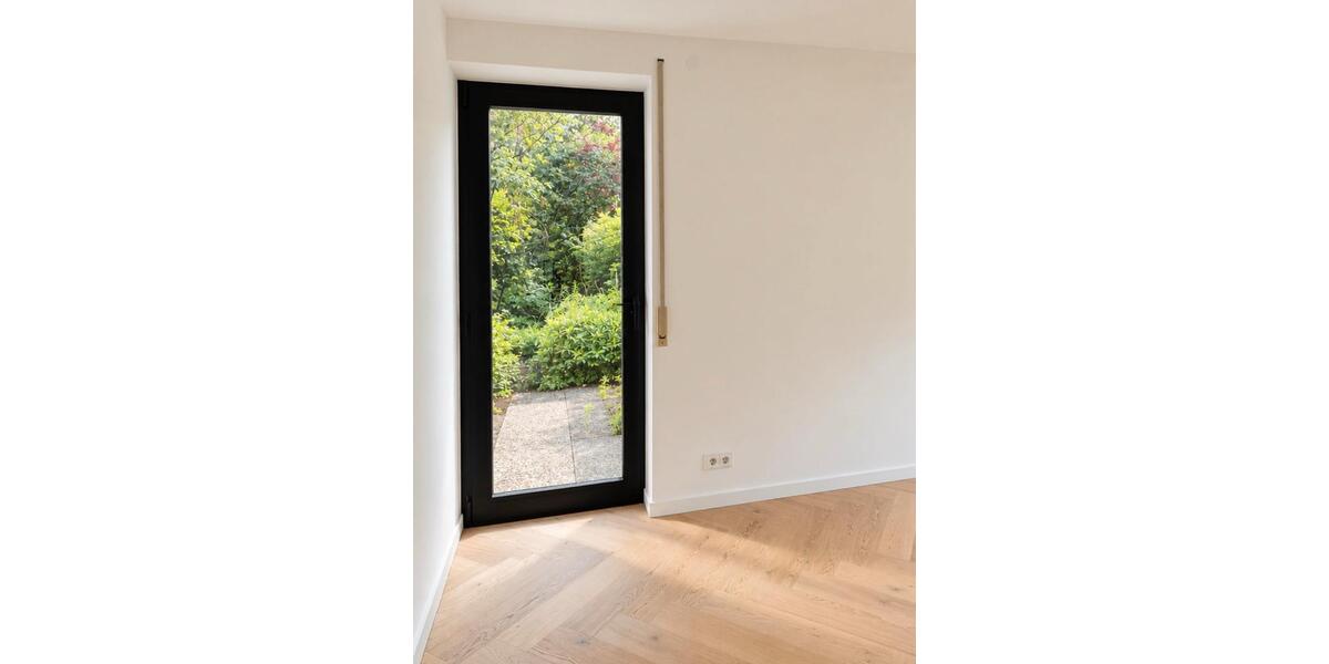Etagenwohnung Tübingen Lustnau - 4.5 Zimmer, 165 m&sup2;, 2.490&euro; | Angebot:27542710