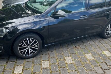 VW Golf 148.000 km 12.500 &euro; Renningen 71272