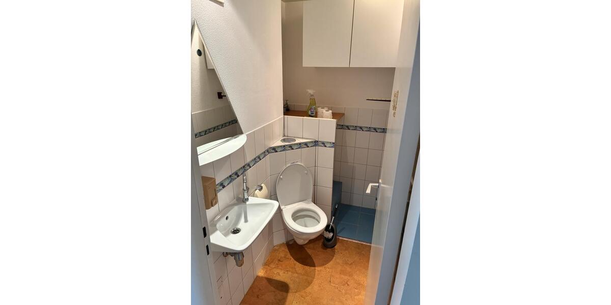 Dachgeschoßwohnung Ditzingen - 3.5 Zimmer, 89 m&sup2;, 285.000&euro; | Angebot:27550906